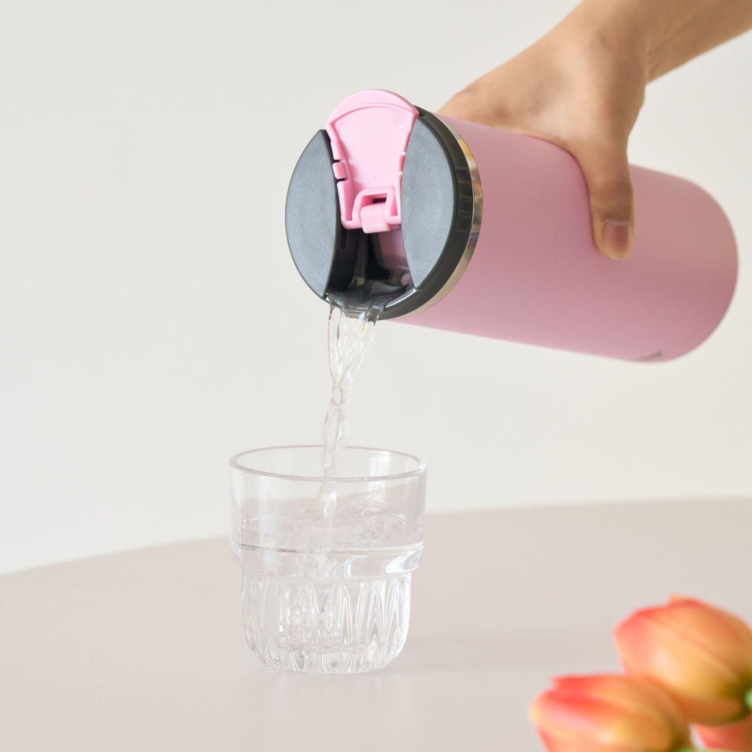 Tyeso Eon 2.0 Leakproof S/S Vacuum Coffee Tumbler 600ML - Pink