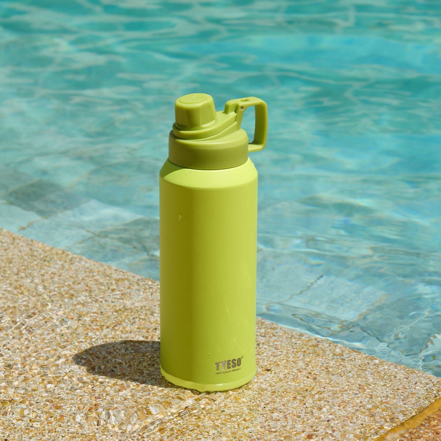 Tyeso Fizz Haze S/S Vacuum Insulated Bottle With Handle 1200ML - White