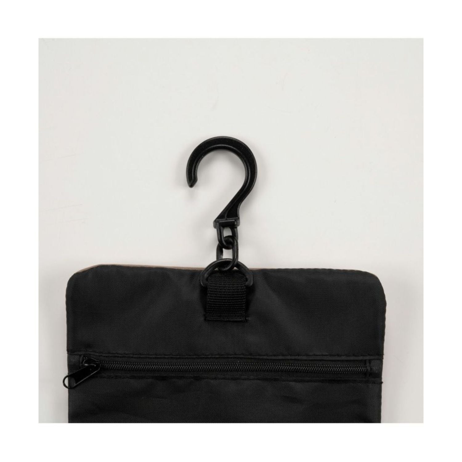 WPC Ondoo Travel Hanging Toiletry Kit (Black)