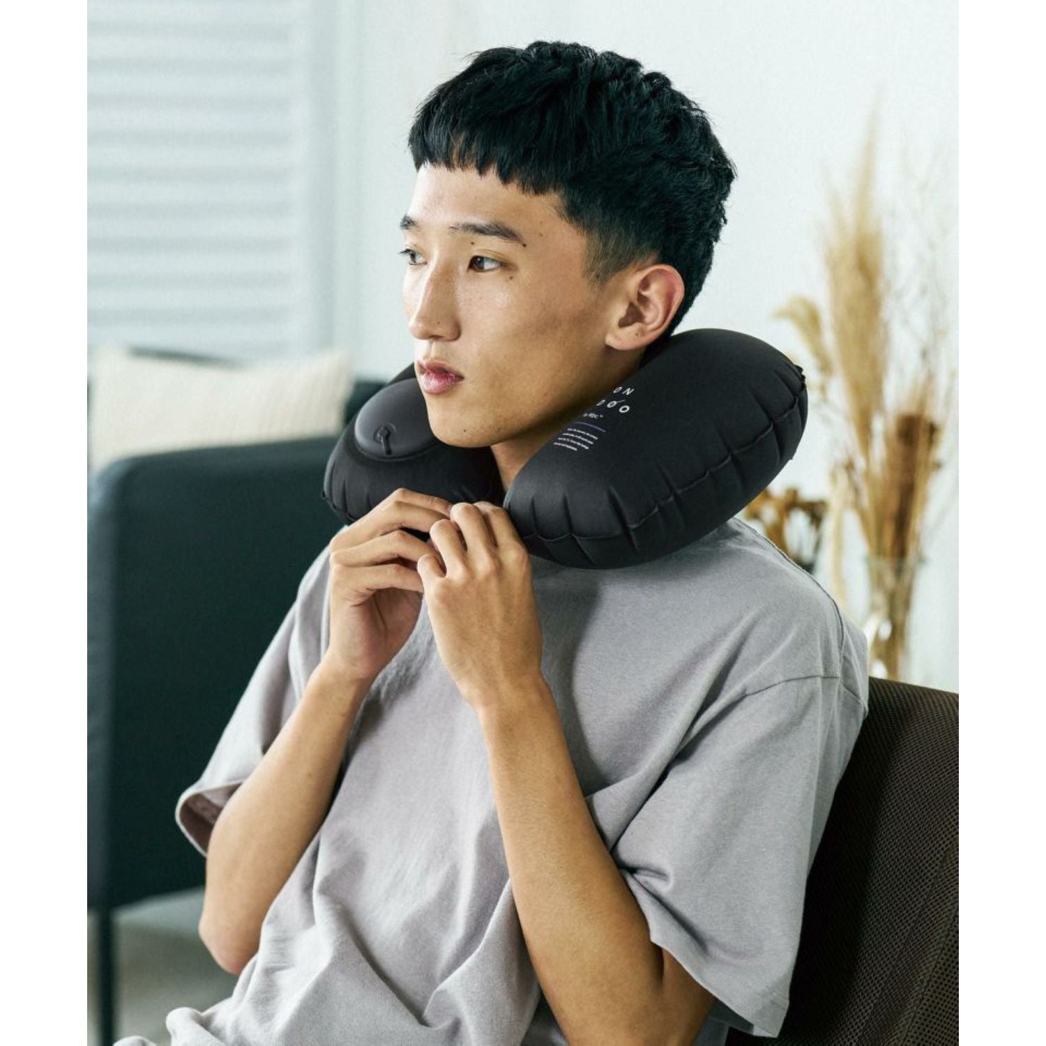 WPC Ondoo Travel Neck Pillow (Navy)
